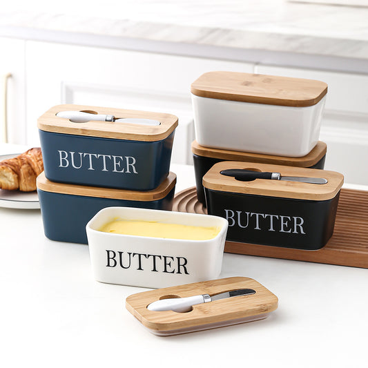 Butter dish with bamboo lid